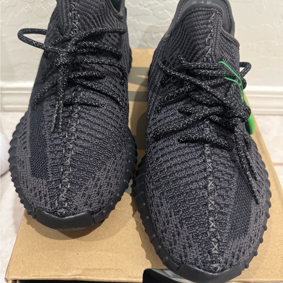 Yeezy Boost 350 V2 “Black” – Men’s 10 - Picture 4 of 5